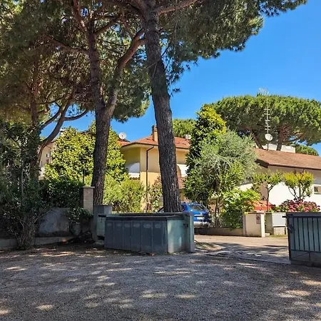 Apartment Immerso Nella Pineta - A 5 Minuti A Piedi Dal Mare